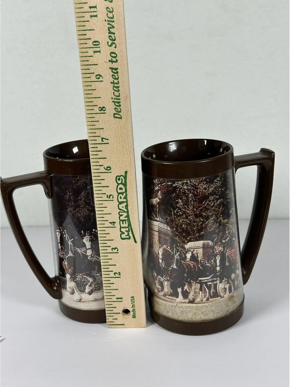 Vintage Thermo-Serv Horse Carriage Plastic Beer Mugs Set of 2 C-11